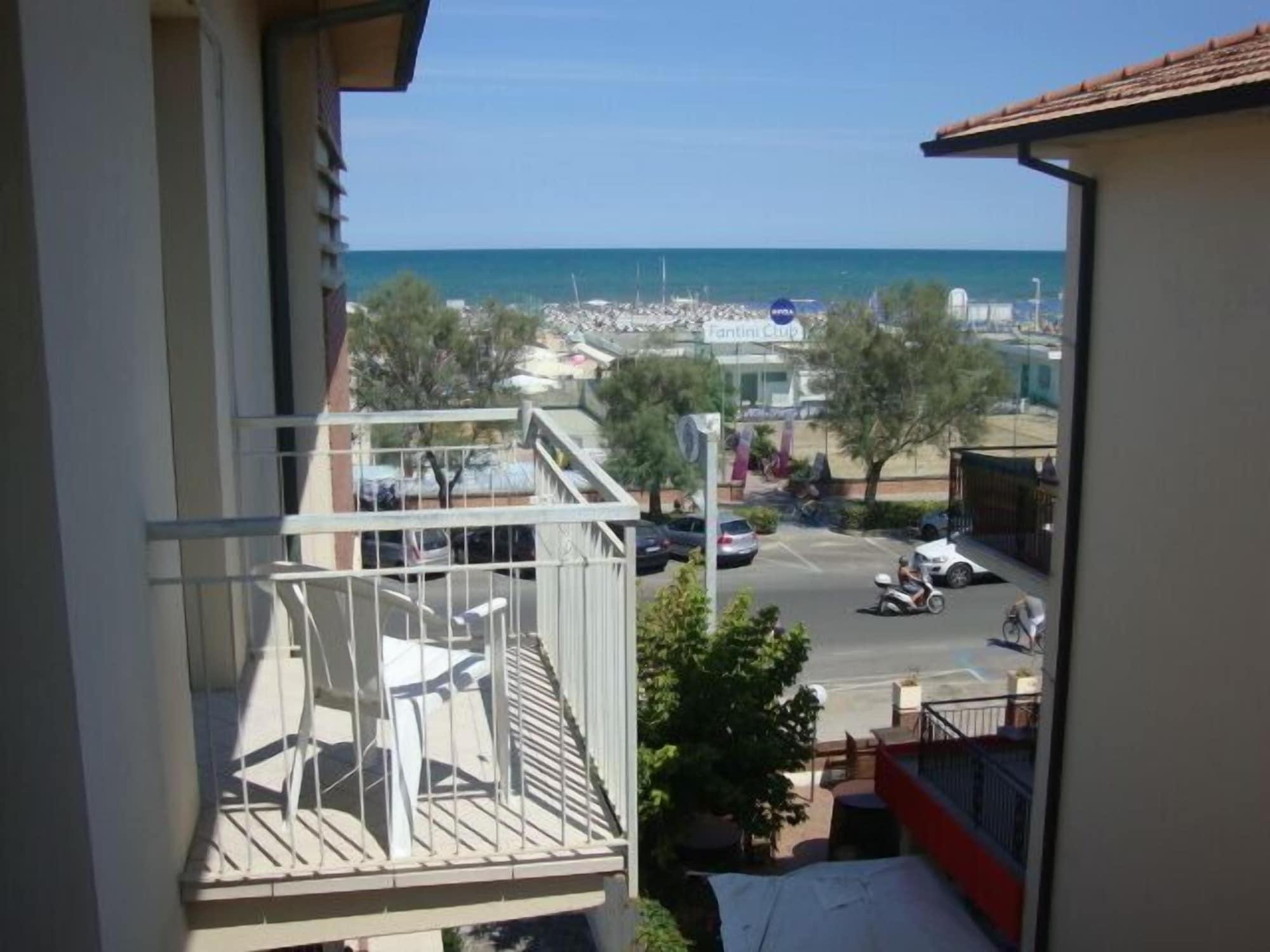 Sportur Club Hotel Cervia Eksteriør bilde
